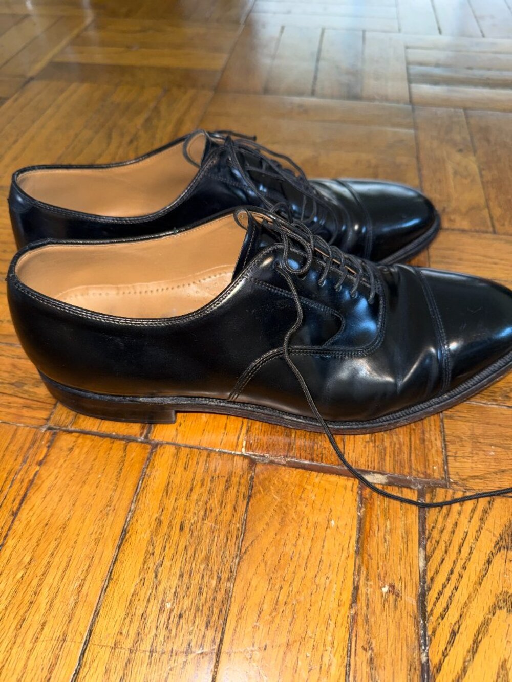 Vintage Johnston & Murphy Black Leather Oxfords